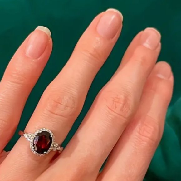 RHINESTONE & RUBY RING in Silver - Picture 2 of 3